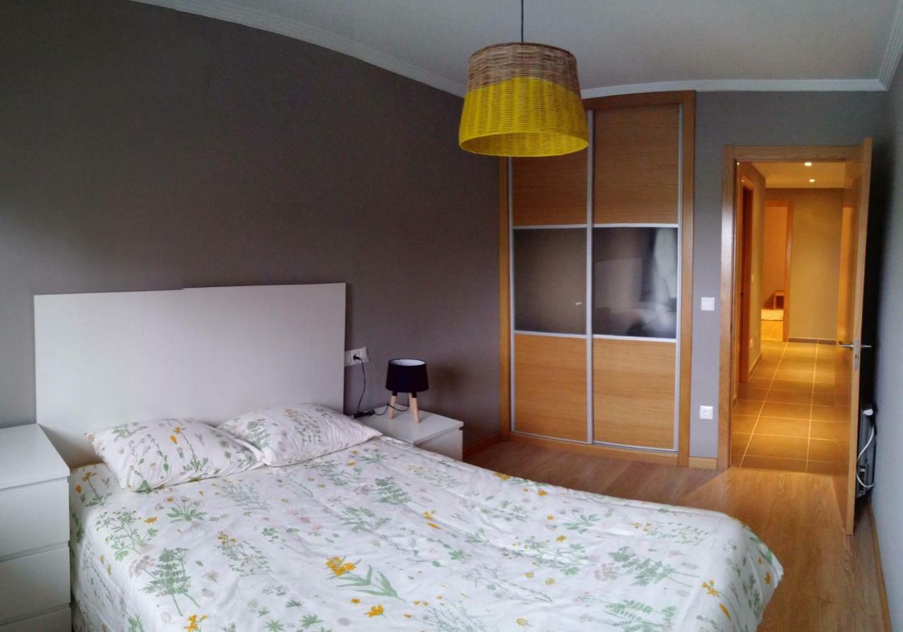 Apartamento Con Piscina En Foz Luaran gambar